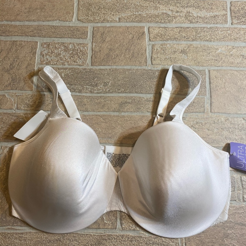 Bali White Bra 42DD NWT
